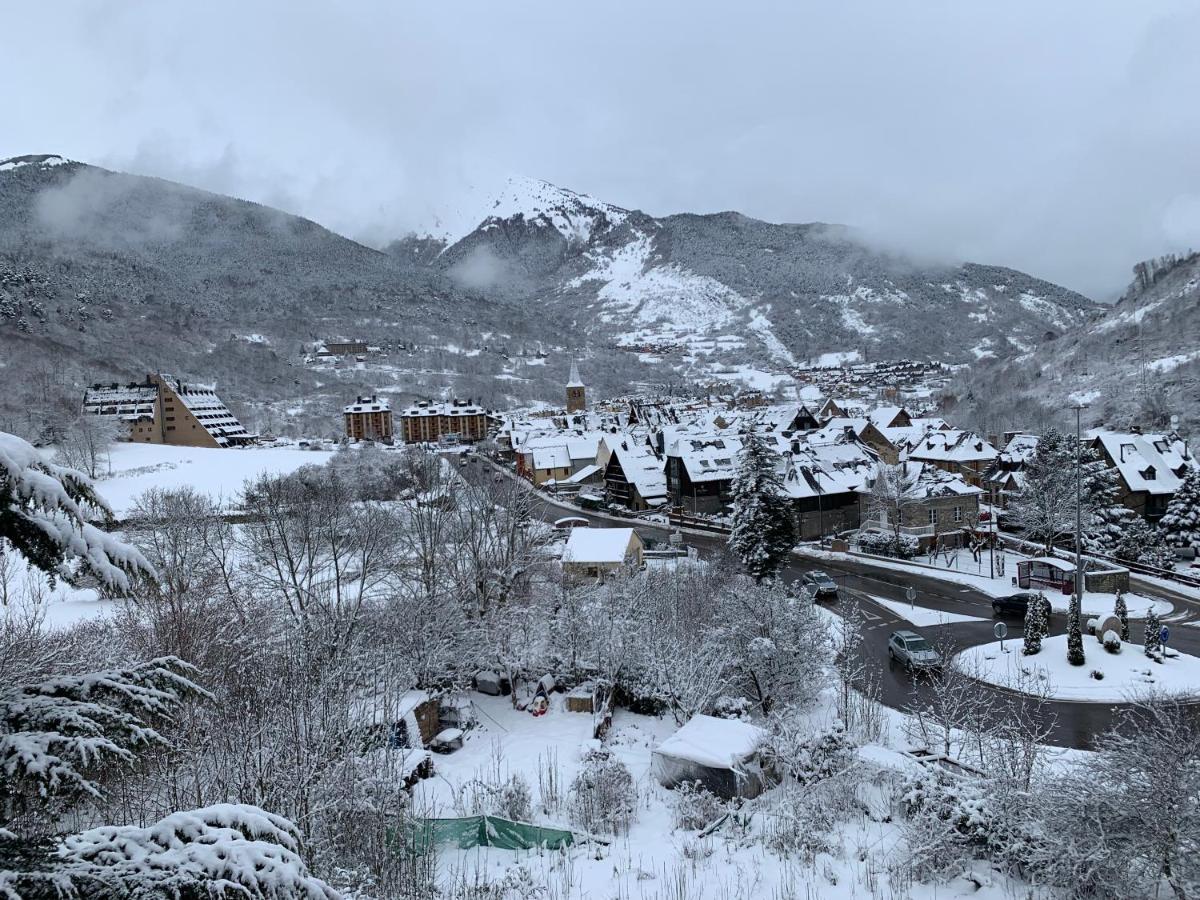 Homenfun Baqueira Beret, Betren-Vielha Екстер'єр фото